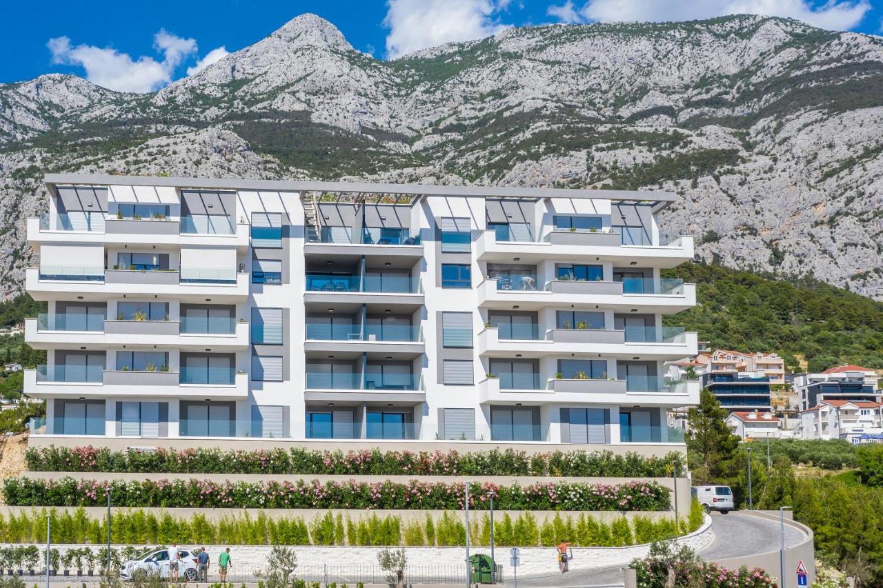 Luxury Adria Sea & City View Apartment Makarska Esterno foto